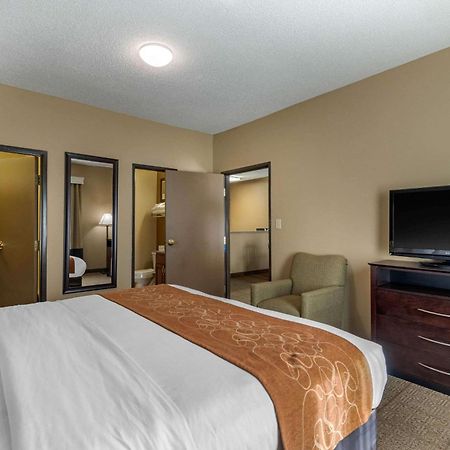 คอมฟอร์ต สวีท เดอะ โคโลนี - พลาโน เวสต์ Hotel ภายนอก รูปภาพ